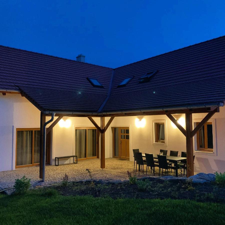 Podhradi Landstejn Villa Slavonice Luaran gambar